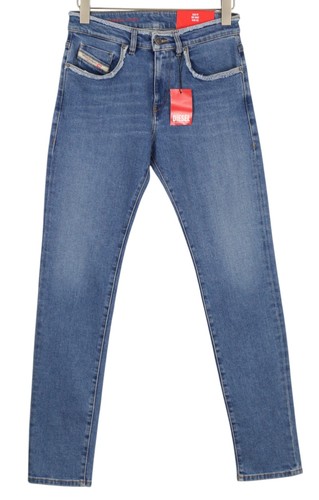 Diesel 2019 strukt 09e19 - diesel, d-strukt-sp