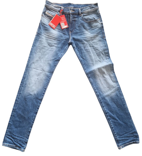 Diesel 2019 strukt - 2019, d-strukt